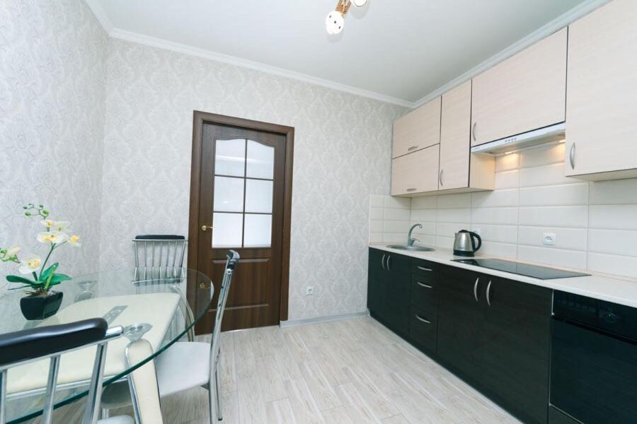 1 Вулиця Софії Русової Kiev Bagian luar foto